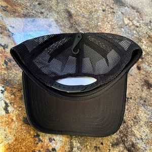 Alo Yoga District Tucker Hat